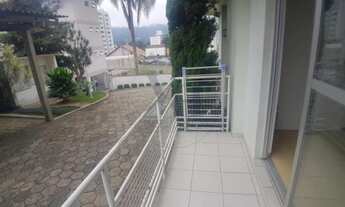 Imagem 3: Apartamento térreo, escriturado semi-mobiliado no bairro Água Verde, próximo ao Parque Vil