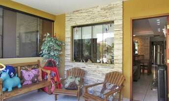 Imagem 4: Cod 790 Casa de 3/4, sendo uma suíte, 2 vagas, Armários planejados