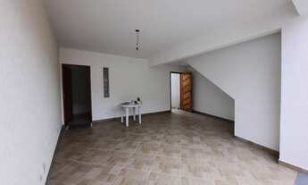 Imagem 4: Lindo Sobrado com Excelente Acabamento em Rua sem saída