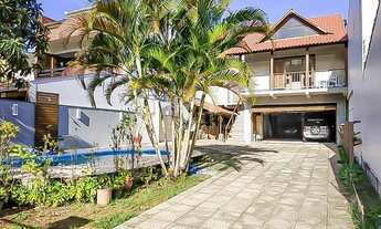 Imagem: Porto Alegre - Casa Padrão - Chácara das