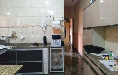 Imagem 4: Ótimo sobrado com 4 quartos/suite e 2 vagas de garagem coberta na Morada do Vale !!