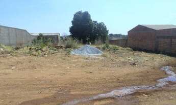 Imagem: Vdo lt 300m Jd Barragem II próx merc Candango