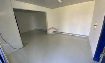 Imagem 6: Terreno grande com pavilhão, muito perto da Estação de trem São Luís REF: G3695