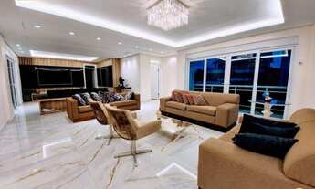 Imagem 5: Um Verdadeiro Palácio, um sonho 923 metros de área construída e um terreno de 815metros, j