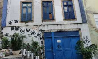 Imagem: Casarão ao lado do Museu do Amanhã R$