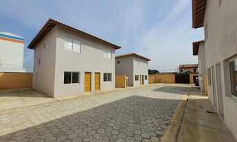 Imagem 2: Casa de Condomínio com 2 Quartos e 2 banheiros à Venda, 65 m² por R$ 295.000