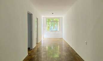 Imagem 2: Apartamento 2 dormitórios, com peças amplas e ensolarado no Centro Histórico