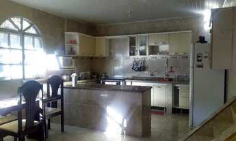 Imagem 2: Prédio comercial,com ampla loja térrea e 02 apartamentos com vista livre