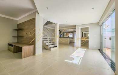 Imagem 3: Sobrado no Terras do Sinhô I por R$ 970.000,00