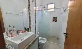 Imagem 7: Casa para aluguel com 210 m2 com 04 quartos no Bairro Jardim Patrícia - Uberlândia - MG