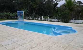 Imagem 2: Chácara com 7.000m², possui 09 quartos espaço para jogos , piscina e poço. Itanhaém/SP