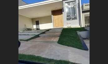 Imagem 3: Casa de condomínio Alto Padrão com 3 suites,04 vagas e linda piscina!