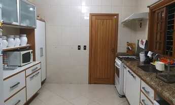 Imagem 3: Sobrado para aluguel tem 160 metros quadrados com 3 quartos