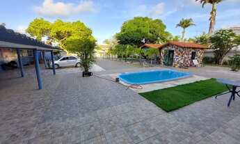 Imagem 2: JN) Alugo casa com 1.000m² de área total, a 100m da praia!