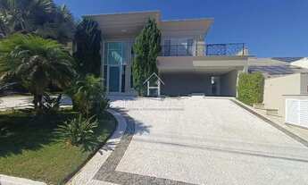 Imagem 2: Casa de Condomínio para alugar em Tamboré de 695.00m² com 4 Quartos, 4 Suites e 4 Garagens