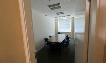 Imagem 2: Sala comercial Edifício Petro Office<br>27 m2 <br>Mais uso comum 38 m2