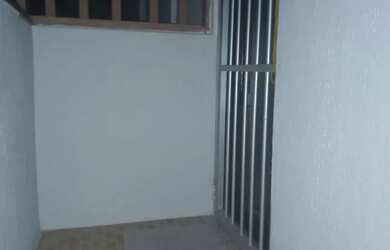 Imagem 4: Alugo casa com 2/4 em Itapuã condomínio fechado