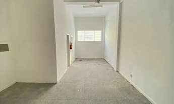 Imagem 5: LOCAÇÃO: Loja com 125m² com 2 vagas em frente