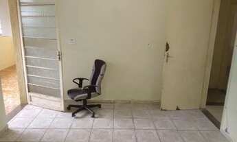 Imagem 3: Casa para Locação em Mogi das Cruzes, Jardim São Pedro, 2 dormitórios, 1 banheiro, 2 vagas