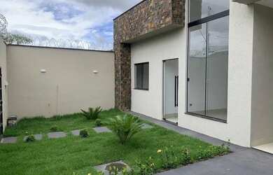 Imagem 2: Linda Casa para venda com 120 metros quadrados com 3 quartos em Residencial Eli Forte - Go