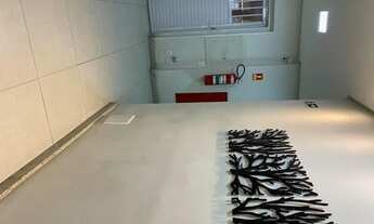 Imagem 2: Apartamento para aluguel possui 65 metros quadrados com 2 quartos armários nos quartos e c