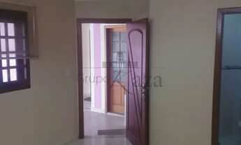 Imagem 3: Casa Sobrado - Bosque dos Eucaliptos - 4 Dormitórios - 140m²