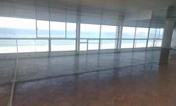 Imagem 7: Fabuloso prédio apartamentos com janelão até o chão