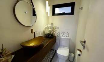 Imagem 6: Casa de condomínio para aluguel com 227 metros quadrados com 3 quartos