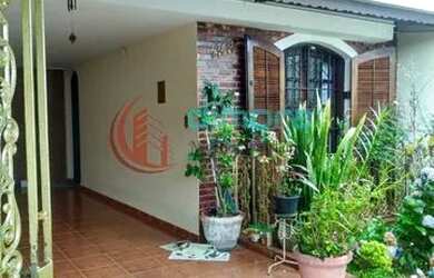 Imagem 2: Casa para Venda em Mogi das Cruzes, Vila Nancy, 4 dormitórios, 1 suíte, 3 banheiros, 2 vag