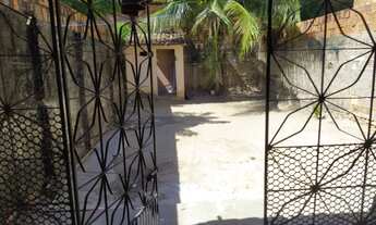 Imagem 2: Duas casas na Tibúrcio Albano