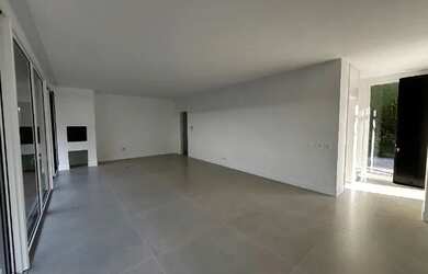 Imagem 5: CASA NO ESTALEIRO PERTO DO MAR 4suít. 6bwc, 2vg, piscina priv venha conhecer e se apaixone