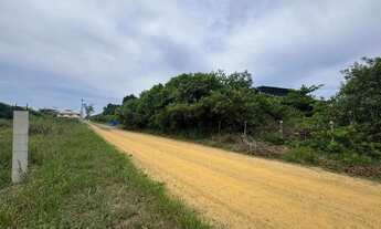 Imagem 5: Terreno plano com RGI 900m² ao lado da escola Dominus (Baia Formosa