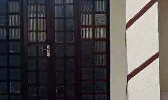 Imagem: Casa com barraco