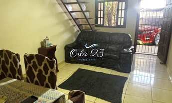 Imagem 3: BAMBUÍ, ORLA 23 IMOBILIÁRIA VENDE! Casa duplex com 4 quartos próximo ao comércio