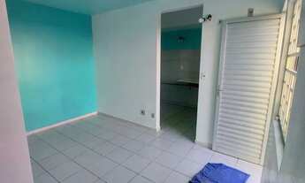 Imagem 2: Apart. Térreo, Todo gradeado, Gás, Água, Condomínio incluso, paga caução