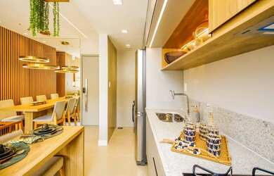 Imagem 6: 2 quartos com suíte e varanda gourmet, além de área de lazer no terraço para venda