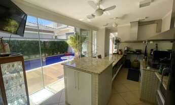 Imagem 2: Linda casa no VILLAGGIO III!