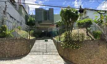 Imagem: Casa na Sagrada Família, ampla e bem localizada!