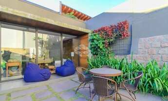 Imagem 2: CASA PLANEJADA NOS MINIMOS DETALHES AO LADO DO COLÉGIO FARROUPILHA!