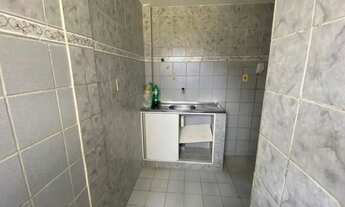Imagem 2: Imóvel com 2 quartos, ótima localização, Barro - Recife - PE