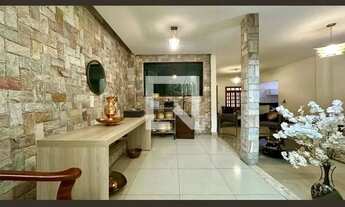 Imagem 6: Casa à Venda - Padre Eustáquio, 4 Quartos, 446 m2