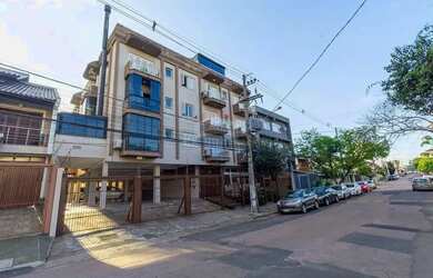 Imagem 4: Vendo Cobertura com 3 Dormitórios, churrasqueira e vaga de garagem no Bairro Imbuí em Cach