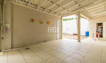 Imagem 2: Porto Alegre - Casa Padrão - Protásio Alves