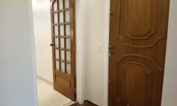 Imagem 3: Apartamento para locação possui 182 m2 e 02 vagas demarcadas de garagens Santos - SP