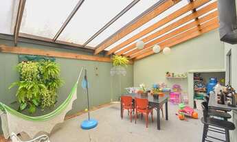 Imagem: Sobrado para venda tem 190 metros quadrados