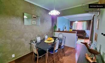 Imagem 2: Uma casa MUITO CHARMOSA no Jardim Santa Bárbara! Com um quintal incrível!