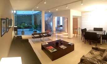 Imagem 2: Maravilhoso Sobrado - Pronto para Mudar !!!