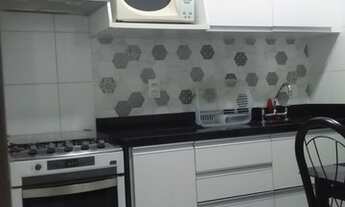 Imagem 2: Quadra da praia, 2 quartos com suíte, mobiliado com ou sem vaga de garagem-Rua Bolívar