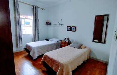 Imagem 4: Casa para venda possui 280 metros quadrados com 3 quartos em Aparecida - Santos - SP