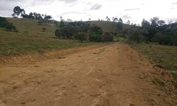 Imagem: Lote/Terreno para venda possui 600 metros